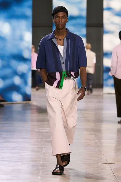 Look 34